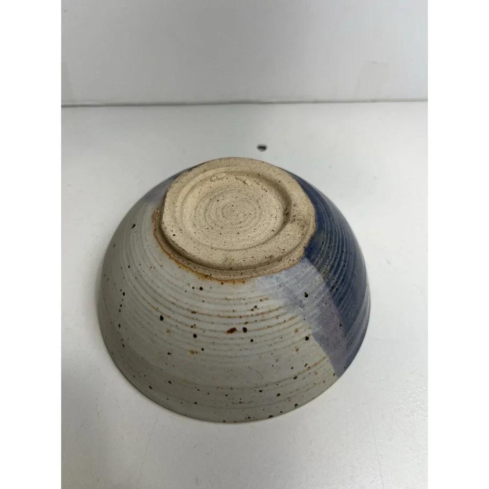 Artisan Studio Pottery Stoneware Ceramic Bowl 6.5 Blue White Dipped Glaze